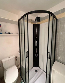 
                                                                                        Location
                                                                                         Beau studio T1bis/T2 33m²