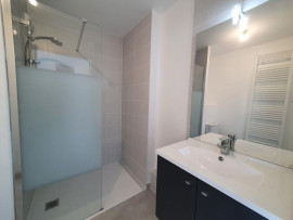 
                                                                                        Location
                                                                                         Beau studio + terrasse à louer à Nancy