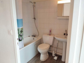 
                                                                                        Location
                                                                                         Beau T1 17m² Bordeaux victoire