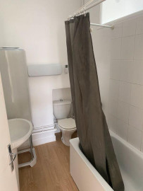 
                                                                                        Location
                                                                                         Beau T1  25m² secteur Boulingrin / Croix de Pierre