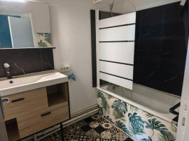 
                                                                                        Location
                                                                                         Beau T1 bis non meublé de 33 m²