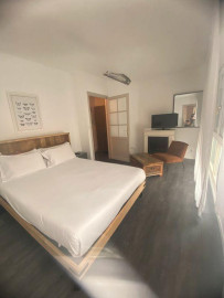 
                                                                                        Location
                                                                                         Beau T1 haut de gamme hypercentre 30m²