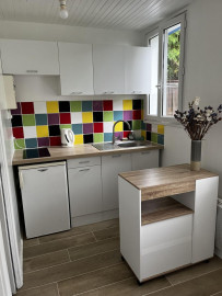 
                                                                                        Location
                                                                                         Beau T1 meublé 20m² avec jardin en bord de Vilaine