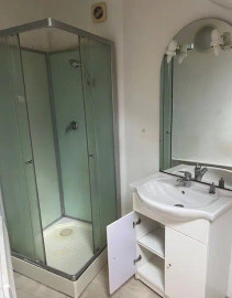 
                                                                                        Location
                                                                                         Beau T1 meublé 24 m² en bon état