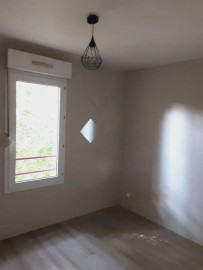 
                                                                                        Location
                                                                                         Beau T1bis 31m² Quartier Jonelière