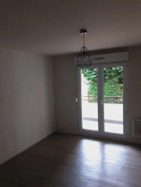 
                                                                                        Location
                                                                                         Beau T1bis 31m² Quartier Jonelière
