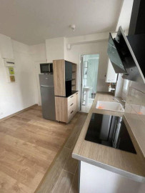 
                                                                                        Location
                                                                                         Beau T2 28m² refait à neuf Porte de la Vilette