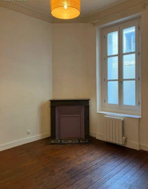 
                                                                                        Location
                                                                                         Beau T2 33m² rue Plenterose