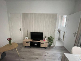 
                                                                                        Location
                                                                                         Beau T2 37m² rénové et meublé