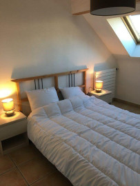 
                                                                                        Location
                                                                                         Beau T2 40m² au calme