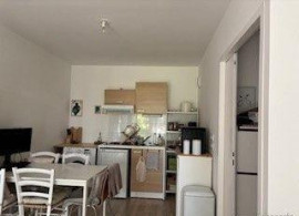 
                                                                                        Location
                                                                                         Beau T2 42m² avec loggia de 3m²