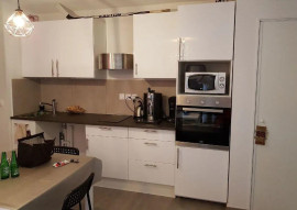 
                                                                                        Location
                                                                                         Beau T2 44m² avec terrasse 7m² résidence récente