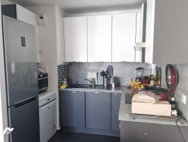 
                                                                                        Location
                                                                                         Beau T2 44m² meublé Mairie d'Issy