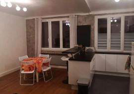 
                                                                                        Location
                                                                                         Beau T2 45m2 meublé Lyon 8 Grange blanche