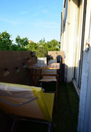 
                                                                                        Location
                                                                                         Beau T2 50m² entièrement meublé avec Balcon