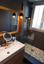 
                                                                                        Location
                                                                                         Beau T2 50m² entièrement meublé avec Balcon