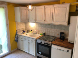 
                                                                                        Location
                                                                                         Beau T2 56m² dans résidence et quartier très calme