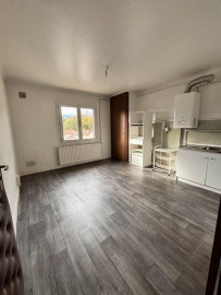 
                                                                                        Location
                                                                                         Beau T2 65m² avec grande terrasse vue Belledonne