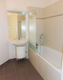 
                                                                                        Location
                                                                                         Beau T2 à Villemomble