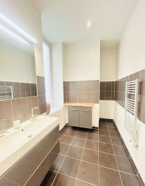 
                                                                                        Location
                                                                                         BEAU T2 ENTIÈREMENT MEUBLÉ 30M²