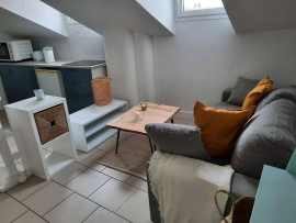 
                                                                                        Location
                                                                                         Beau T2 meublé 25m² cozy Métro Léo Lagrange