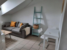 
                                                                                        Location
                                                                                         Beau T2 meublé 25m² cozy Métro Léo Lagrange
