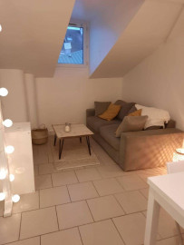 
                                                                                        Location
                                                                                         Beau T2 meublé 25m² cozy Métro Léo Lagrange
