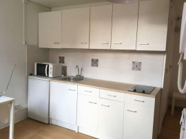 
                                                                                        Location
                                                                                         Beau T2 meublé 30m² rue Lamartine
