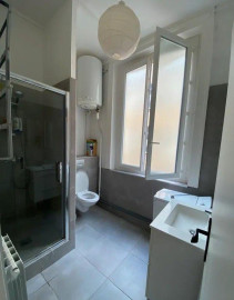 
                                                                                        Location
                                                                                         Beau T2 meublé 36m² en plein centre-ville