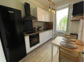 
                                                                                        Location
                                                                                         Beau T2 Meublé 40m² Idéal Étudiant