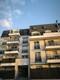 
                                                                                        Location
                                                                                         Beau T2 meublé 41m²