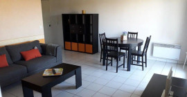 
                                                                                        Location
                                                                                         Beau T2 meublé 45m²