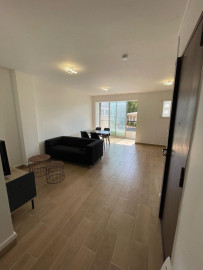 
                                                                                        Location
                                                                                         Beau T2 meublé 45m² rénové La Capelette