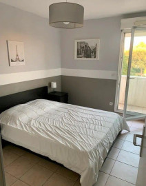 
                                                                                        Location
                                                                                         Beau T2 meublé 46m² refait à neuf avec 2 terrasses