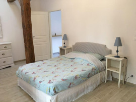 
                                                                                        Location
                                                                                         Beau T2 meublé 48m² avec terrasse privée