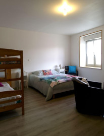 
                                                                                        Location
                                                                                         Beau T2 meublé 56 m²