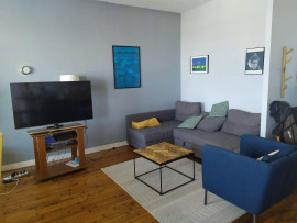 
                                                                                        Location
                                                                                         Beau T2 meublé 61m²  vue mer Corniche