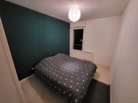 
                                                                                        Location
                                                                                         Beau T2 meublé et rénové 52m² Place Bichon