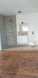 
                                                                                        Location
                                                                                         Beau T2 rénové centre ville