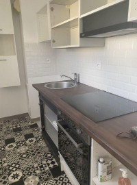 
                                                                                        Location
                                                                                         Beau T2 très lumineux