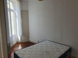 
                                                                                        Location
                                                                                         Beau T3 43m² meublé Bordeaux