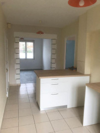 
                                                                                        Location
                                                                                         Beau T3 53m² dans le quartier de Beaujardin