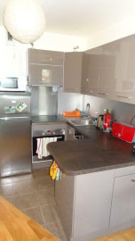 
                                                                                        Location
                                                                                         Beau T3 60 m² très bon état