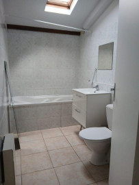 
                                                                                        Location
                                                                                         Beau T3 60m² avec cours Wazemmes