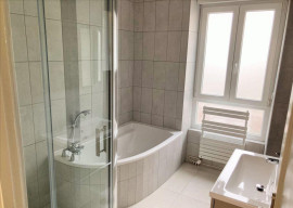 
                                                                                        Location
                                                                                         Beau T3 80m² Quartier de la Pépinière avec balcon