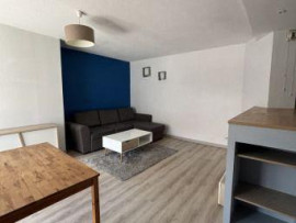 
                                                                                        Location
                                                                                         Beau T3 de 67,8 m² avec balcon