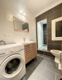 
                                                                                        Location
                                                                                         Beau T3 entièrement meublé de 53m²