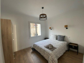 
                                                                                        Location
                                                                                         Beau t3 meublé 55m² à Saint Roch