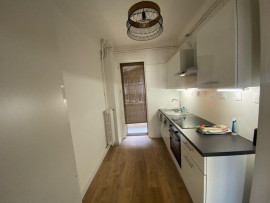 
                                                                                        Location
                                                                                         Beau t3 meublé 55m² à Saint Roch