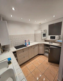 
                                                                                        Location
                                                                                         Beau T3 meublé 55m² rénové avec soin
